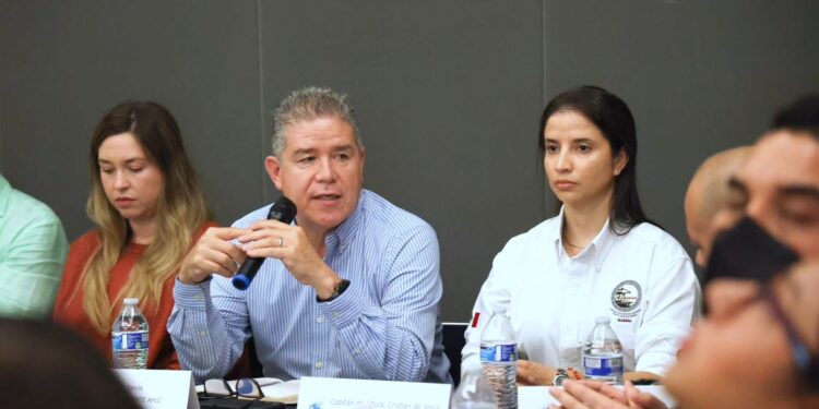 Autoridades municipales y sector hotelero acuerdan estrategias conjuntas de prevención y vigilancia 