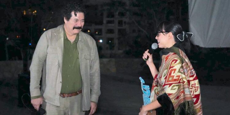 Con taller y proyección de cortometrajes, Enoc Leaño participó en la Semana del Cine en Los Cabos