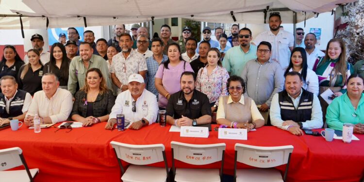 Encabeza Christian Agúndez jornada de atención directa para ciudadanía de Cabo San Lucas