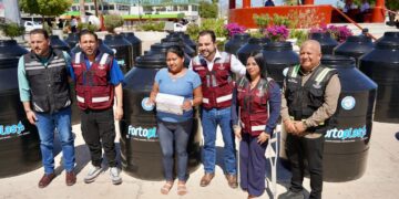 Con entrega de apoyos sociales, el alcalde Christian Agúndez beneficia a familias de Cabo San Lucas por más de $1 millón 200 mil pesos