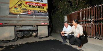 Programa Caza Baches atiende calles en la delegación municipal de Santiago