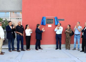 UABCS resguarda su memoria histórica con la reubicación de placa conmemorativa