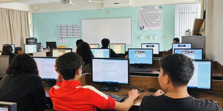 Garantiza Gobierno BCS acceso a educación básica para estudiantes de nuevo ingreso
