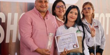 Encabeza Saúl González Núñez actividades del GAB en colonias de La Paz