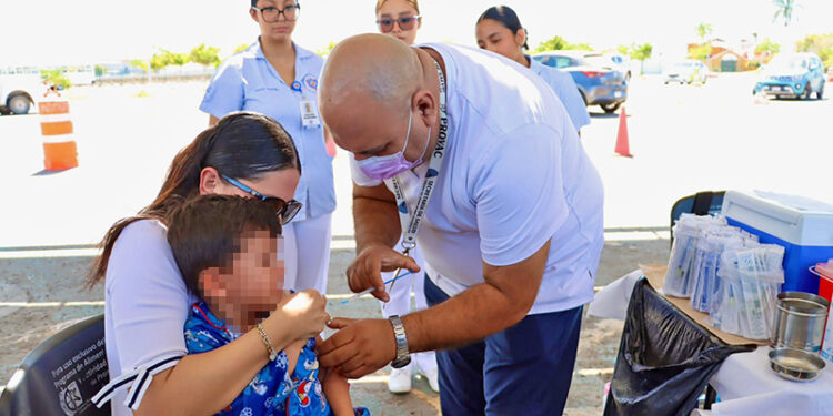 Instalará Salud puesto de vacunación durante partido de Atlético La Paz