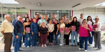 Entrega Gobernador de BCS acciones de vivienda en beneficio de familias de Santa Rosalía