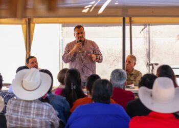 Recorre secretario General Gobierno comunidades del norte de BCS y atiende planteamientos ciudadanos