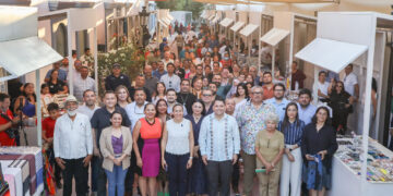 Milena Quiroga cumple y devuelve seguridad al Callejón del Artesano; 120 mil visitantes al año recuperan un espacio histórico del Centro