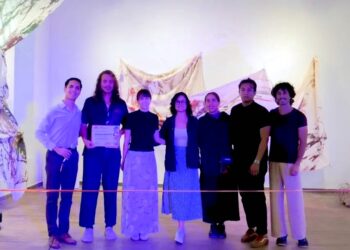 Inauguran en Cabo San Lucas exposición “Texturas y Epígrafes para Dos Humedales” 