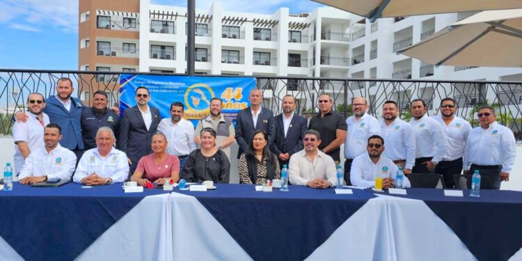 Reconoce Gobierno Municipal de Los Cabos trayectoria y aporte técnico del Colegio de Ingenieros
