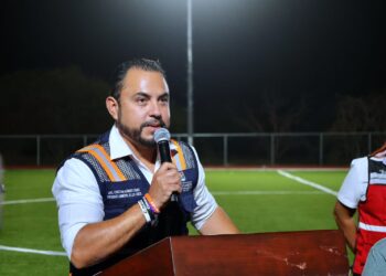 Inaugura Christian Agúndez Multideportivo “La Bombonera” en Caduaño