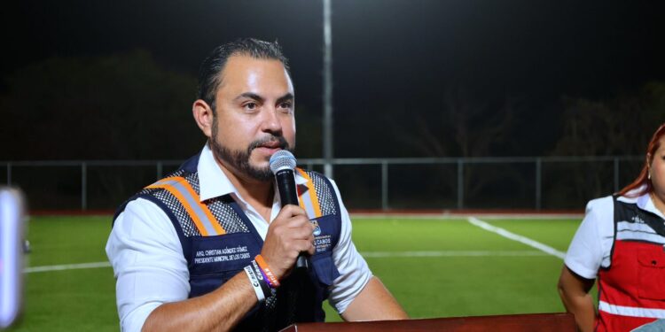 Inaugura Christian Agúndez Multideportivo “La Bombonera” en Caduaño