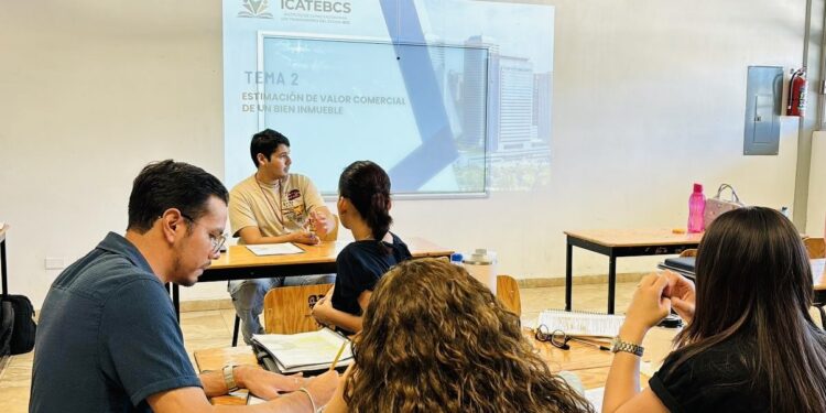 Ofrece ICATEBCS más de 100 cursos de capacitación durante abril
