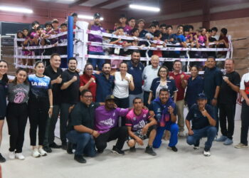 Acude Víctor Castro a inauguración de nuevas instalaciones deportivas en La Paz