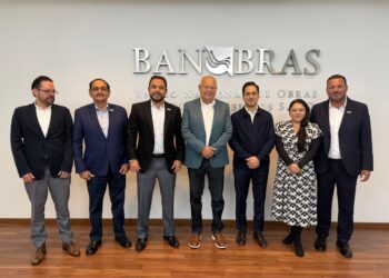 Gobernador VMCC impulsa proyectos estratégicos de infraestructura y agua para Baja California Sur