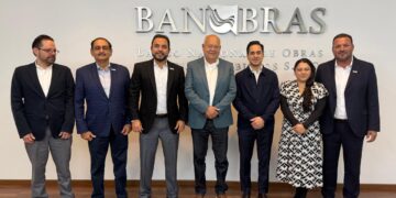 Gobernador VMCC impulsa proyectos estratégicos de infraestructura y agua para Baja California Sur