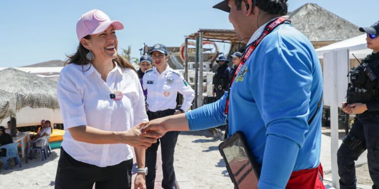 Milena Quiroga encabeza operativo de regreso seguro en La Paz que recibirá a más de 20,000 visitantes de playas 