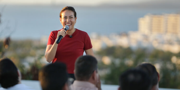 En La Paz sí se gobierna escuchando a las personas; Milena Quiroga encabezó el Día del Pueblo en Colina de la Cruz