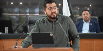 Proponen tipificar como delito la prestación irregular del servicio de transporte público en BCS