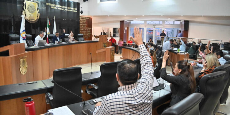 Aprueban reforma que exige la capacitación de primeros auxilios en equipos deportivos de BCS
