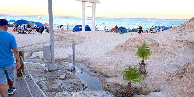  Garantiza XV Ayuntamiento seguridad sanitaria en Playa Chileno tras inspección técnica 