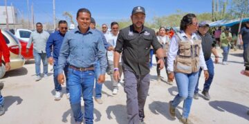Recorre Christian Agúndez colonia Fundadores; da seguimiento a gestión de servicios básicos