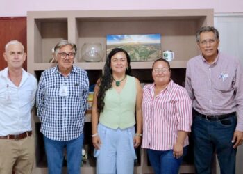 Promueven fortalecimiento archivístico y preservación histórica en Miraflores