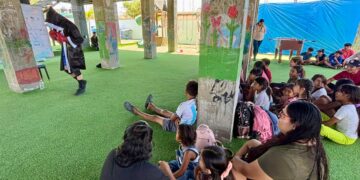 Niñas, niños y jóvenes de FUNDEN disfrutan actividades artísticas y culturales del FAPI 2026 en Cabo San Lucas