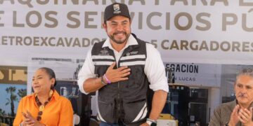 Va Christian Agúndez por siete proyectos para mejorar la movilidad en Los Cabos