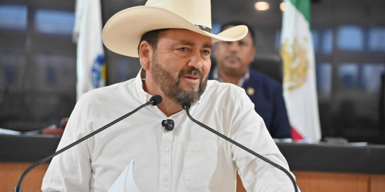 Propone Venustiano Pérez evitar cobros de corralón a víctimas de robo de vehículo y siniestros de tránsito