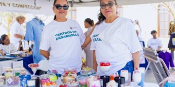 Expo de Centros de Desarrollo Comunitario impulsa autoempleo de madres de familia en Los Cabos
