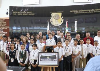 Reconoce Gobierno del Estado participación de la niñez en Parlamento Infantil 