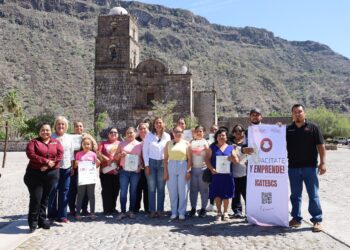 ICATEBCS entrega 47 constancias y acerca capacitación para el autoempleo en San Javier