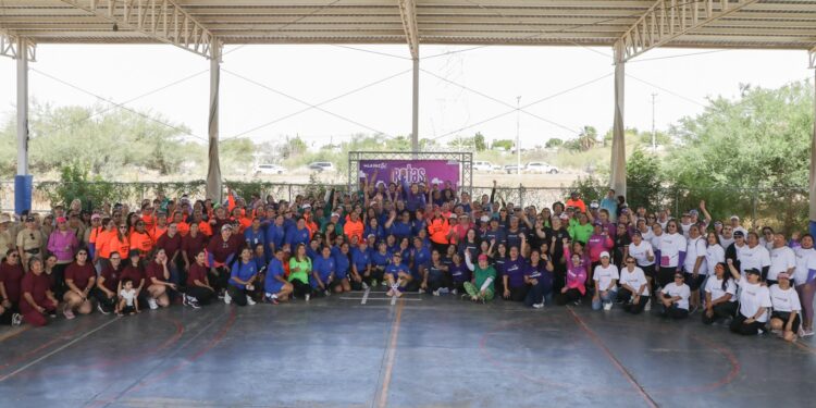 La fortaleza de las madres de familia es la base de nuestra sociedad; Milena Quiroga promueve la activación física y autocuidado de las mujeres