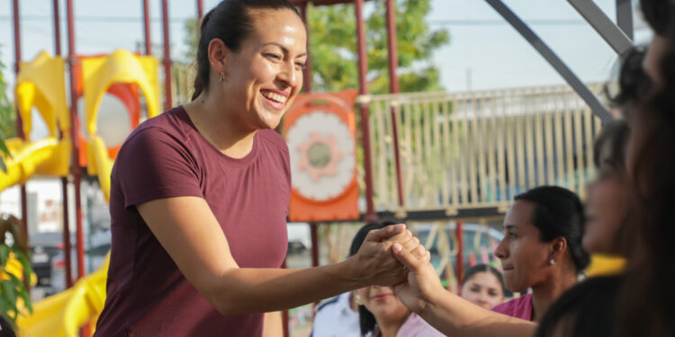 Milena Quiroga incentiva desarrollo de niñas, niños y jóvenes a través del deporte 