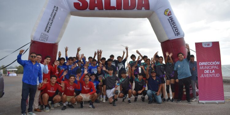 Celebra Ayuntamiento de La Paz a los estudiantes con actividad física