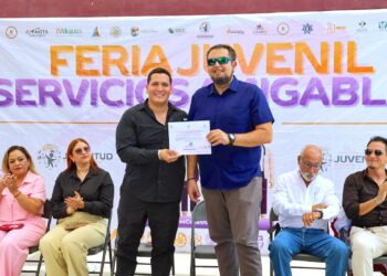 Más de 1,200 jóvenes participan en Feria de Servicios Amigables en Cabo San Lucas