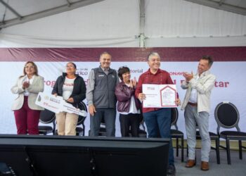 INFONAVIT REALIZA PRIMERA ENTREGA DE VIVIENDAS DEL BIENESTAR EN JALISCO