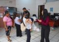 Beneficia Ayuntamiento de Los Cabos a familias de Cabo San Lucas con entrega de apoyos alimentarios 