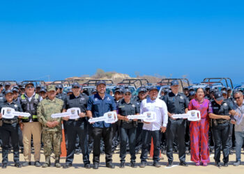 Entrega Christian Agúndez 30 nuevas patrullas para reforzar la seguridad en Los Cabos