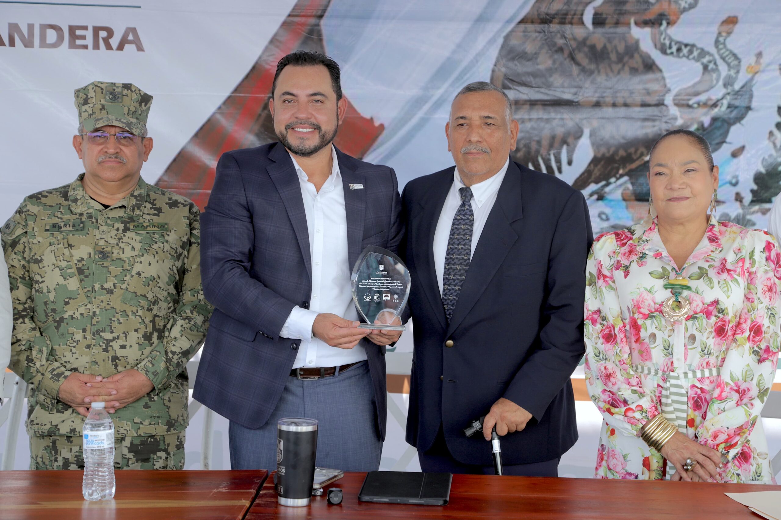 Reconoce alcalde Christian Agúndez a la Escuela Primaria Leonardo Gastélum Villalobos por tercer lugar en concurso internacional ambiental