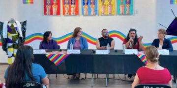Promueven respeto e inclusión con conversatorios sobre diversidad sexual en Los Cabos