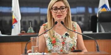 Busca diputada Karina Olivas ampliar la defensoría pública de adultos mayores en materia mercantil
