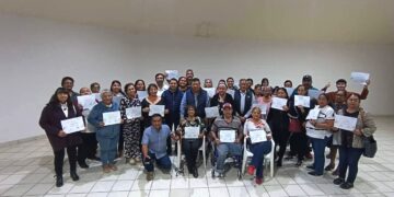 Impulsa SETUE capacitación empresarial; más de mil 400 personas beneficiadas en 2026
