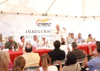 Inaugura Víctor Castro tercera escuela de turismo de la CROC; se amplía oferta de capacitación en BCS