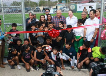 Entrega Gobernador primera cancha del Programa Mundial Social 2026 en El Centenario