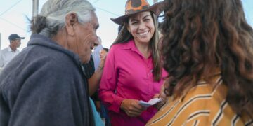 Milena Quiroga refuerza el abasto de agua en San Evaristo y El Pardito