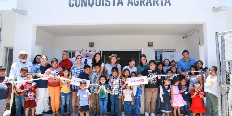Impulsa Milena Quiroga desarrollo y bienestar en Conquista Agraria