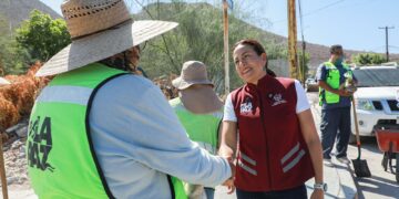 Lleva Milena Quiroga mejoras urbanas y atención directa a Ampliación Navarro Rubio con “Presidenta en tu Barrio”