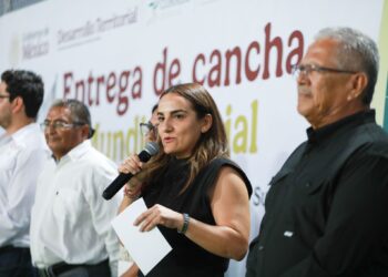 Inauguran campo de fútbol del “Mundial Social” en El Centenario
